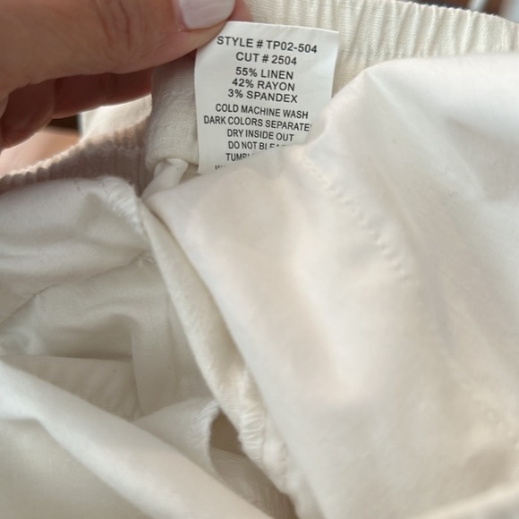 L.T.J Los Angeles Linen Blend Cropped Joggers in Optic White SzL - Picture 5 of 7